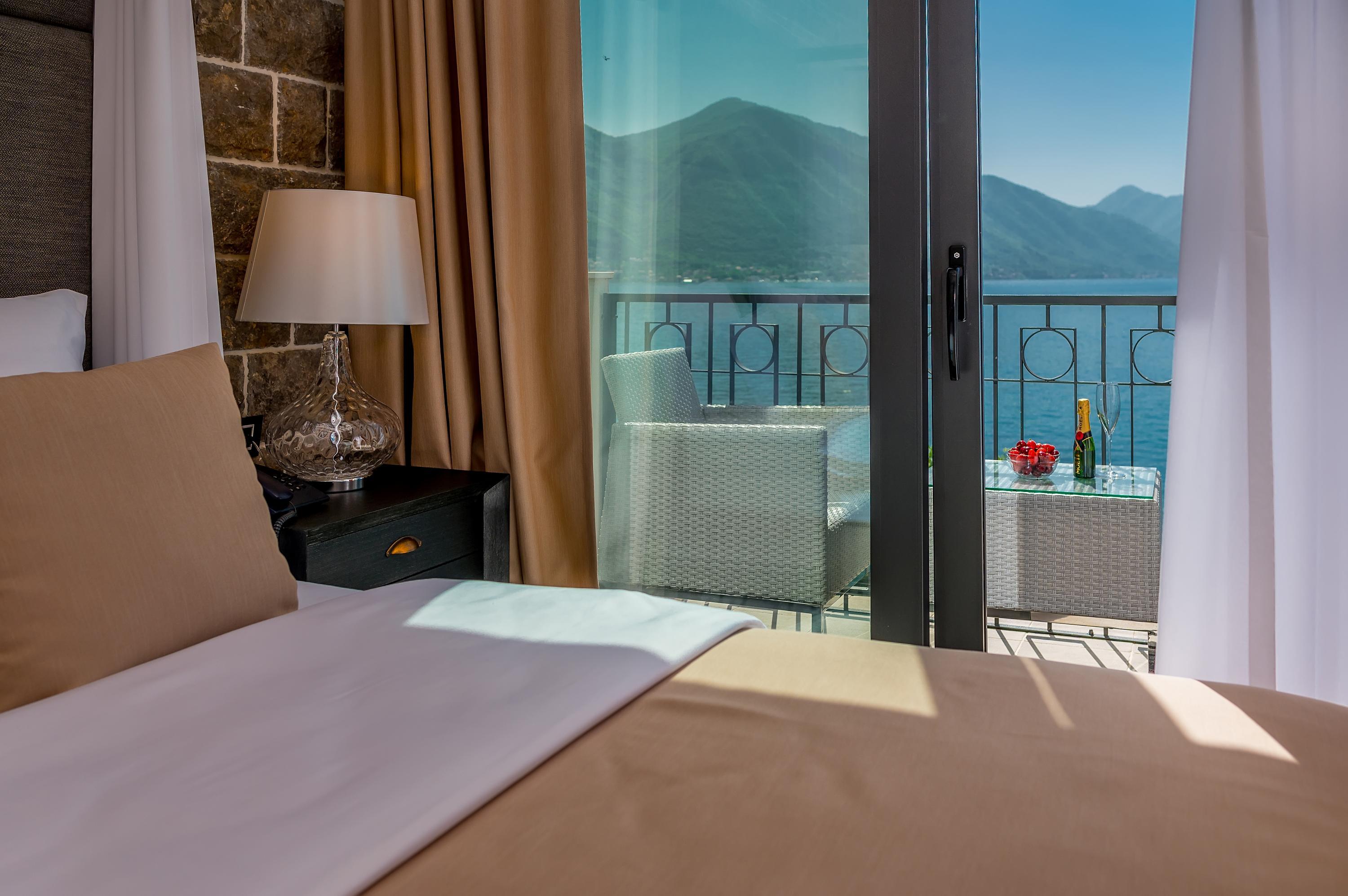 Hotel Casa Del Mare - Essenza Котор Екстериор снимка