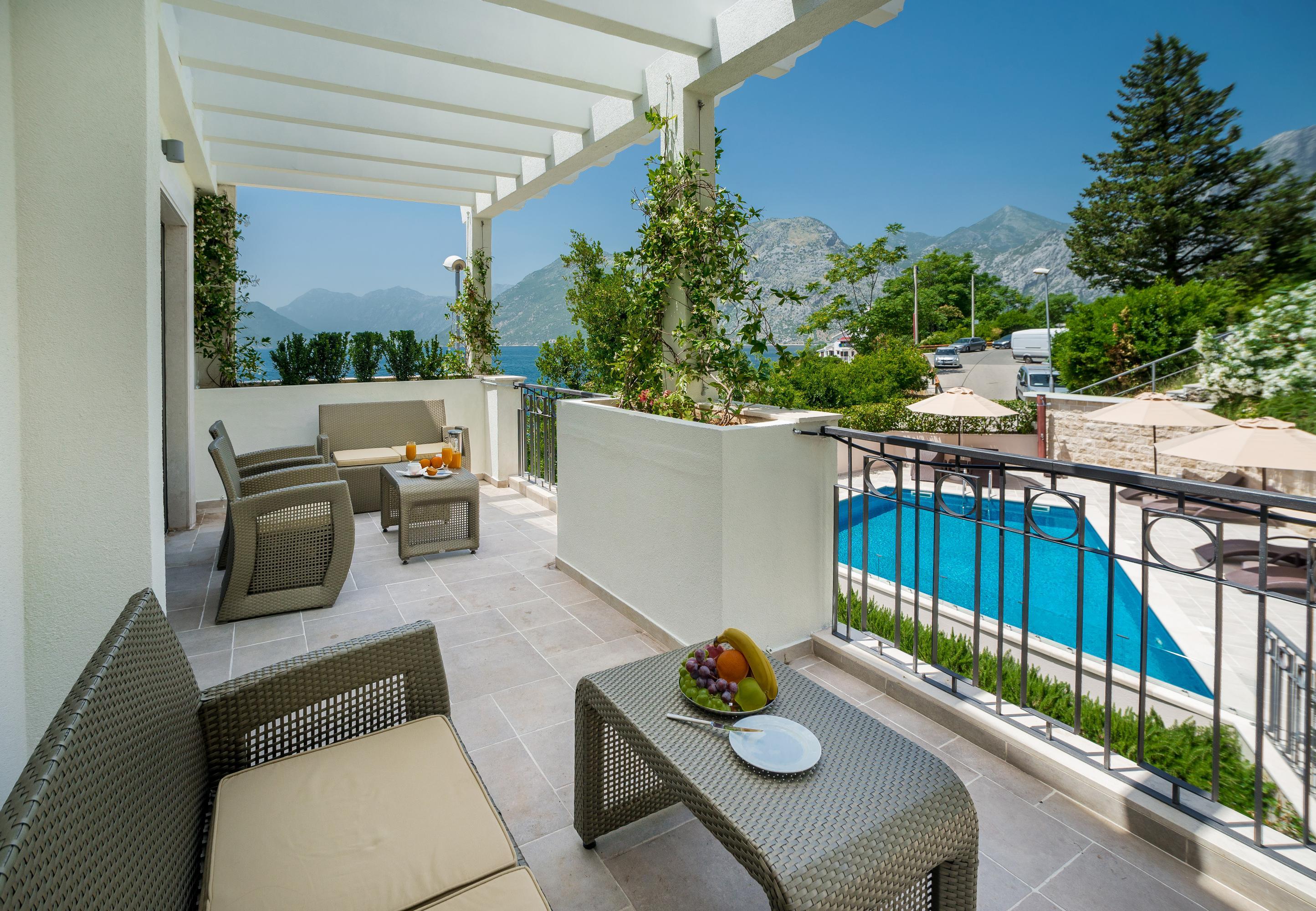Hotel Casa Del Mare - Essenza Котор Екстериор снимка