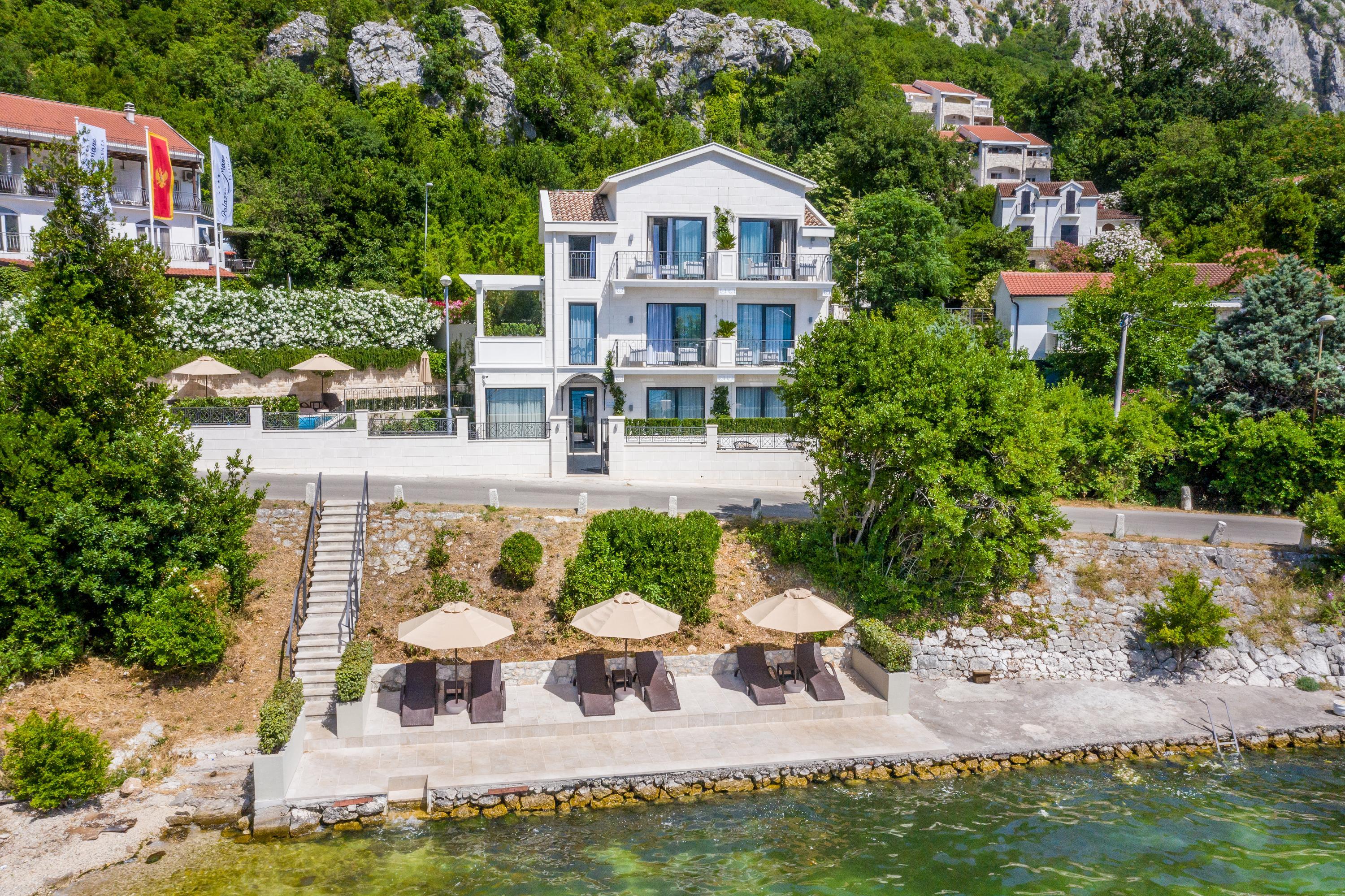Hotel Casa Del Mare - Essenza Котор Екстериор снимка